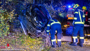 Wartberg_Vu1 Oö: Wildwechsel auf B 124 führt zu schwerem Unfall mit Motorblockverlust
