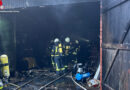 D: Werkstattbrand in Oldendorf → Feuerwehr schützt angrenzenden Schweinestall