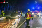 Menschenrettung nach heftigen Auffahrunfall auf der S5