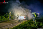 Pkw auf der Stratzinger Straße in Vollbrand