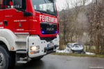 Pkw-Brand nach Unfall auf der L44