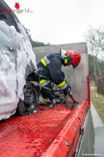Pkw-Brand nach Unfall auf der L44